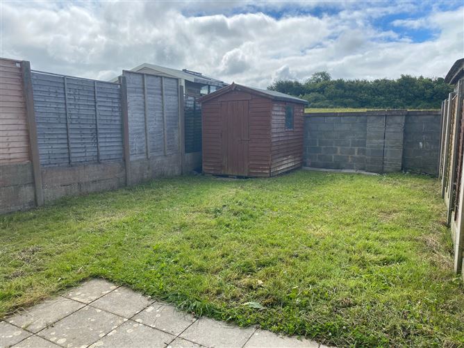 19 The Crescent, Oranhill, Oranmore, Galway