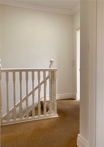 19 The Crescent, Oranhill, Oranmore, Galway