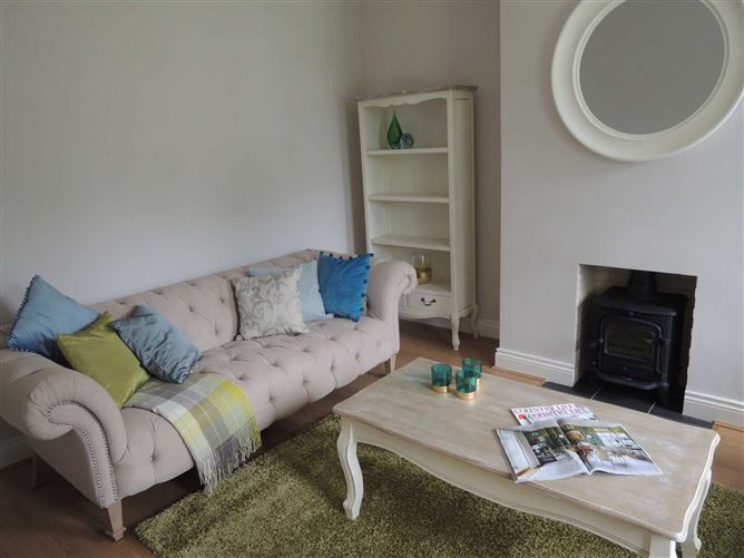 9 Bartra Green, Killala, County Mayo