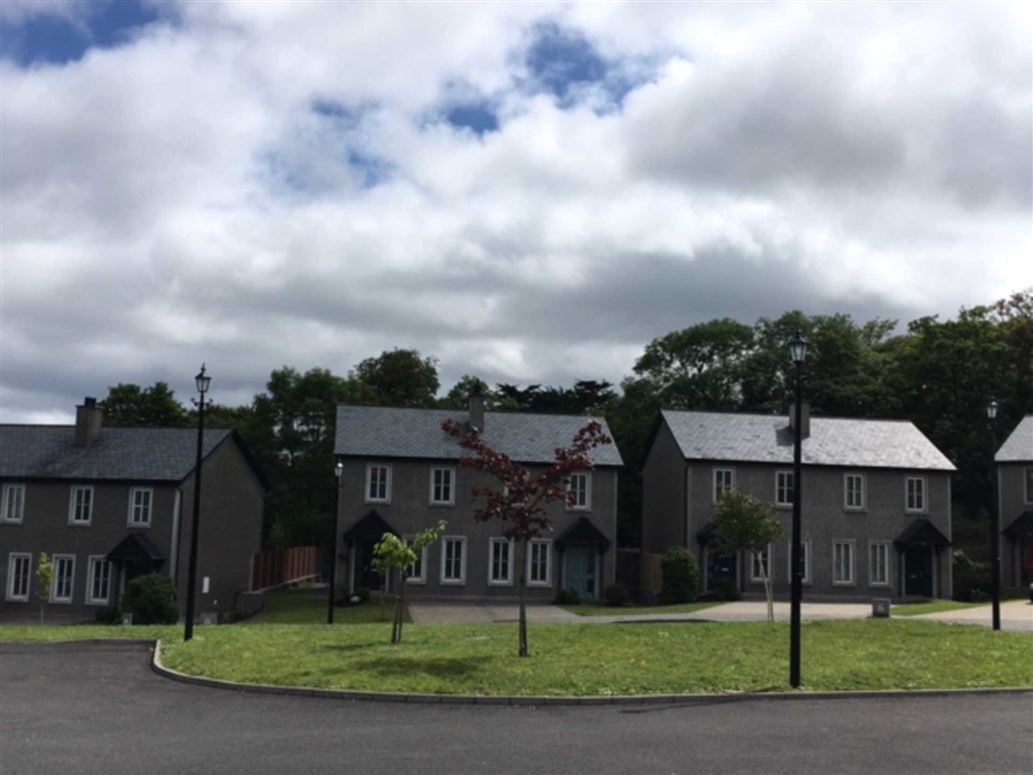 9 Bartra Green, Killala, County Mayo