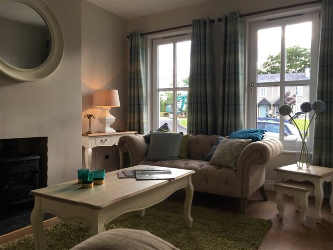 9 Bartra Green, Killala, County Mayo