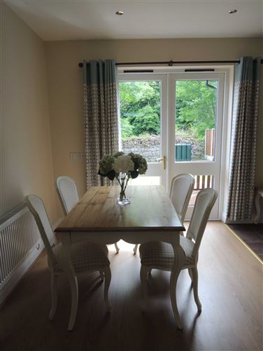 9 Bartra Green, Killala, County Mayo