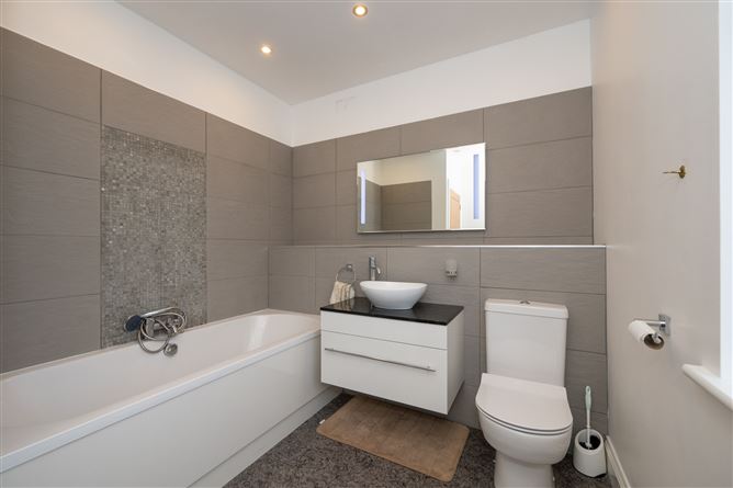 Cluain Mhuire, 91 Earlwood Estate, The Lough, Cork City