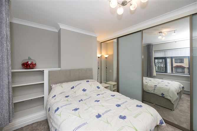 Cluain Mhuire, 91 Earlwood Estate, The Lough, Cork City