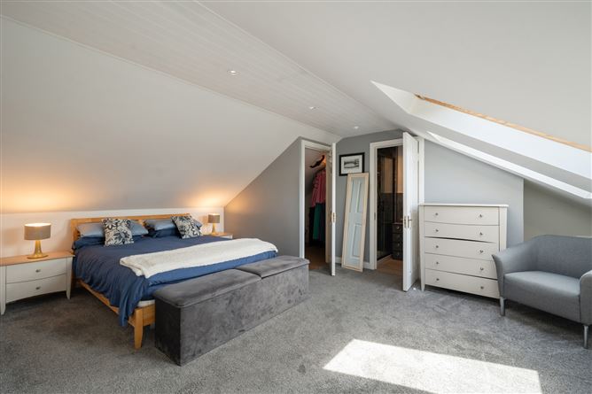 Photo 19 of 25 — 15 Weston Court, Weston Park, Lucan, Co. Dublin