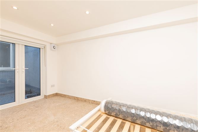 Photo 6 of 12 — Flat 1, 7B Dunne Street, North City Centre, Dublin 1
