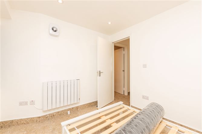 Photo 11 of 12 — Flat 1, 7B Dunne Street, North City Centre, Dublin 1