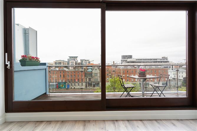 8 34 Ushers Quay, South City Centre, Dublin 8