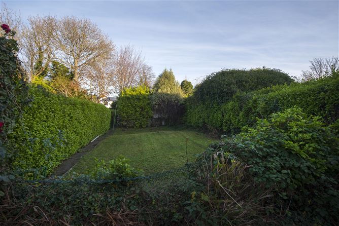 37 Ballinteer Drive, Dundrum, Dublin