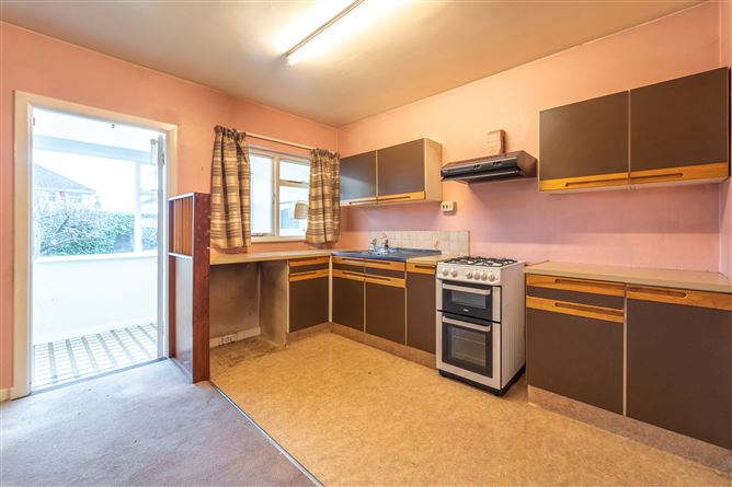 89 Woodley Park, Kilmacud, Dublin 14