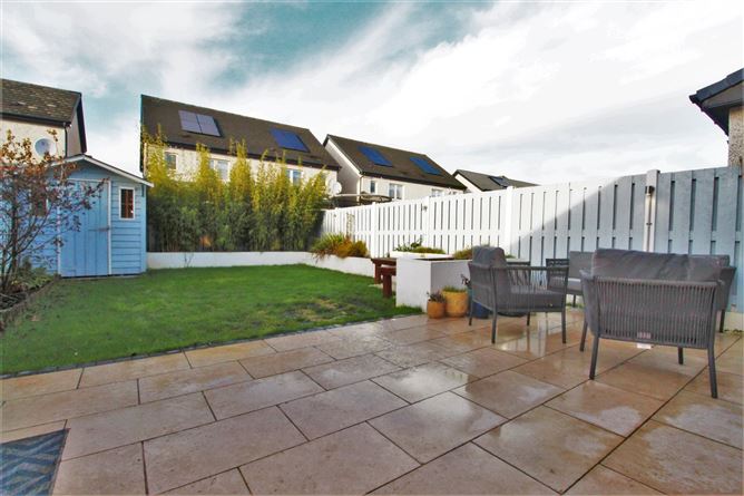 8 Castlegrange Lawn, Castaheany, Clonsilla, Dublin 15
