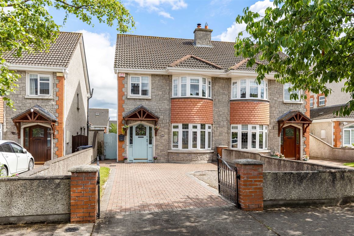 226 Athlumney Castle, Navan, Co. Meath Sherry FitzGerald Reilly