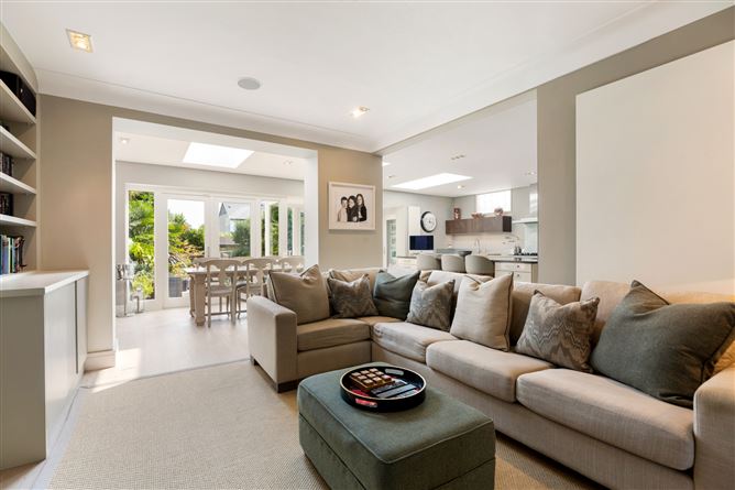 33 Hyde Park Avenue, Blackrock, Co. Dublin