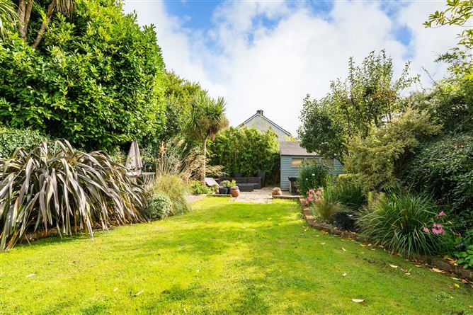 33 Hyde Park Avenue, Blackrock, Co. Dublin
