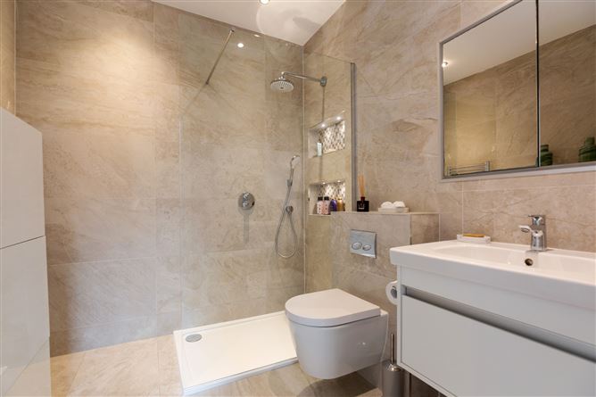 33 Hyde Park Avenue, Blackrock, Co. Dublin
