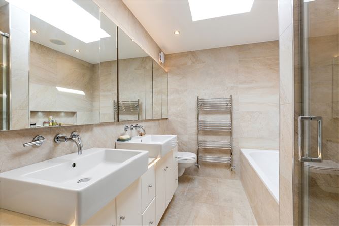 33 Hyde Park Avenue, Blackrock, Co. Dublin