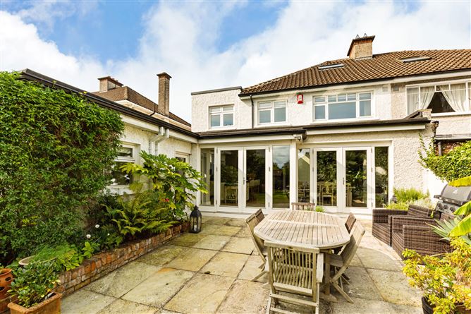 33 Hyde Park Avenue, Blackrock, Co. Dublin