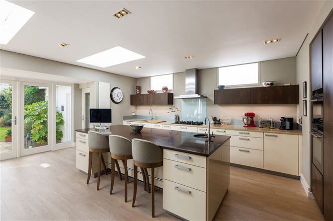 33 Hyde Park Avenue, Blackrock, Co. Dublin