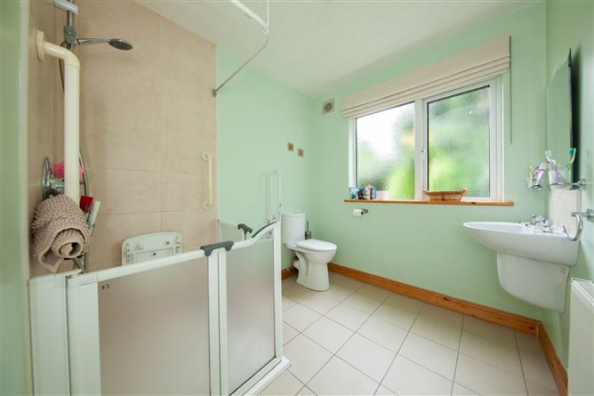 72 St Peter`s Terrace, Howth, Dublin 13, County Dublin