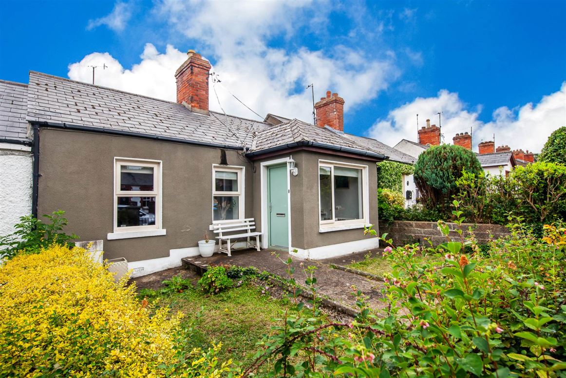 72 St Peter`s Terrace, Howth, Dublin 13, County Dublin