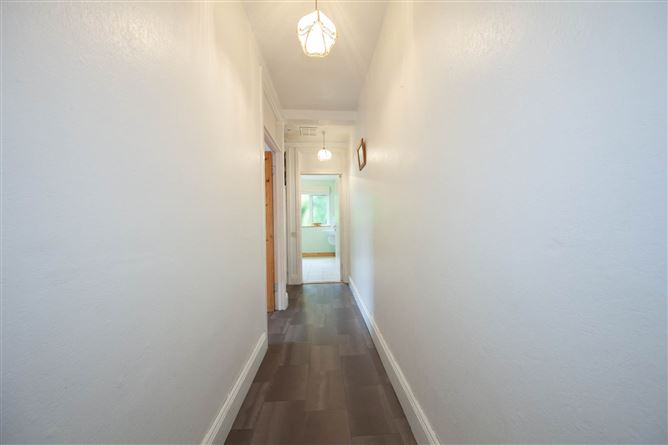 72 St Peter`s Terrace, Howth, Dublin 13, County Dublin