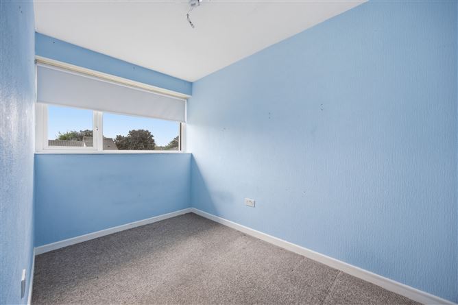 https://photos-a.propertyimages.ie/media/4/4/4/5004444/50177ac6-fa77-419c-8210-06aced741e21_l.jpg