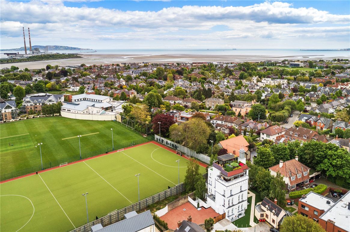 Penthouse Apartment, Holyrood Castle, Holyrood Park, Sandymount, Dublin 4