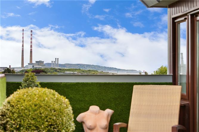Penthouse Apartment, Holyrood Castle, Holyrood Park, Sandymount, Dublin 4