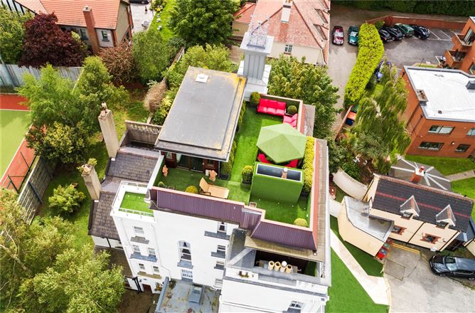Penthouse Apartment, Holyrood Castle, Holyrood Park, Sandymount, Dublin 4