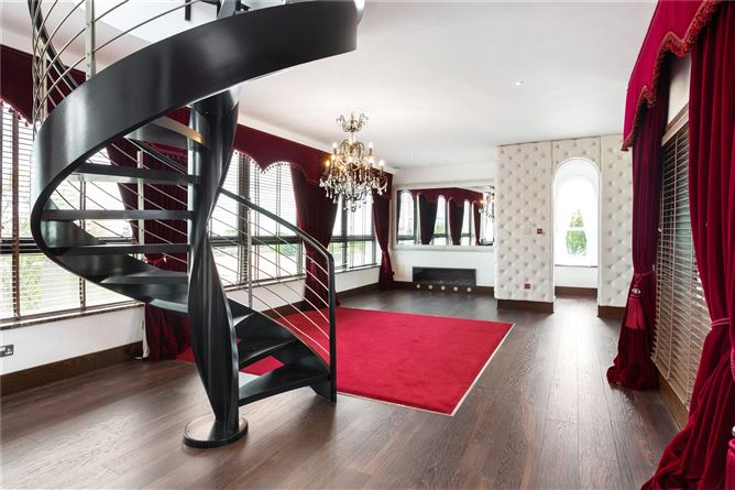 Penthouse Apartment, Holyrood Castle, Holyrood Park, Sandymount, Dublin 4