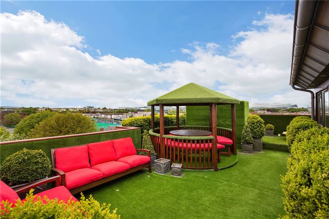 Penthouse Apartment, Holyrood Castle, Holyrood Park, Sandymount, Dublin 4