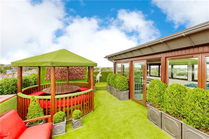 Penthouse Apartment, Holyrood Castle, Holyrood Park, Sandymount, Dublin 4