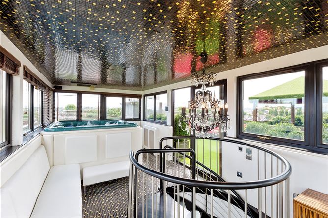 Penthouse Apartment, Holyrood Castle, Holyrood Park, Sandymount, Dublin 4