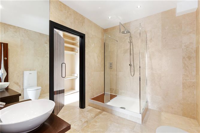 Penthouse Apartment, Holyrood Castle, Holyrood Park, Sandymount, Dublin 4