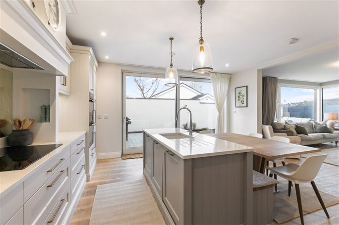 4 Killea, Barnhill Road, Dalkey, Co. Dublin