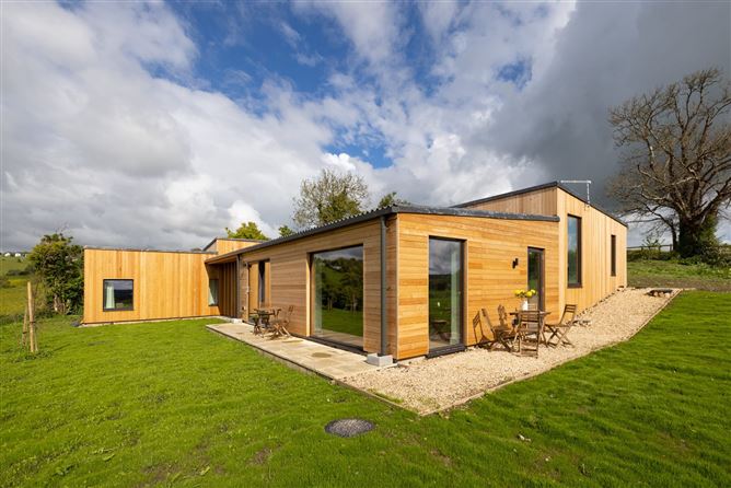 Buttercup Meadow,The Rectory, Somerset, United Kingdom