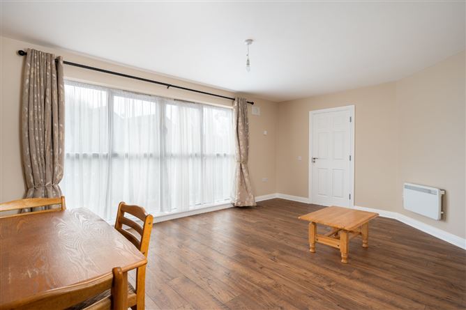 Apt 3, Block 4, Main Street, Tullamore, Co. Offaly