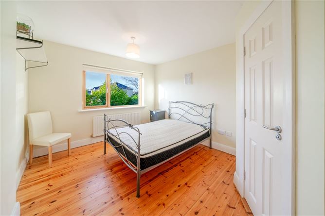 19 Carrabeag, Newport Road, Castlebar, Co. Mayo, F23RK26