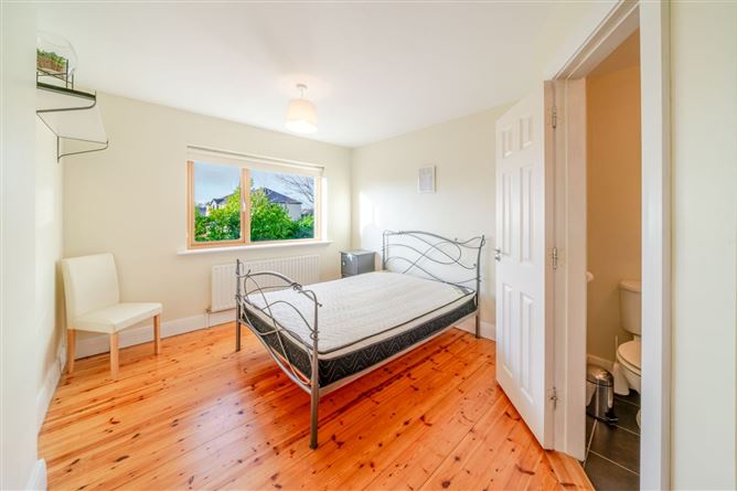 19 Carrabeag, Newport Road, Castlebar, Co. Mayo, F23RK26
