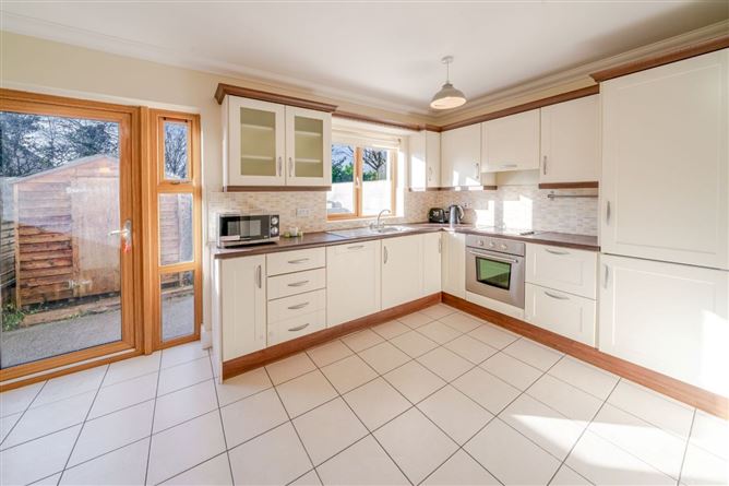 19 Carrabeag, Newport Road, Castlebar, Co. Mayo, F23RK26