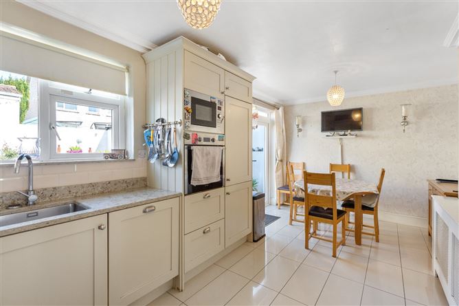 73 Oakton Park, Ballybrack, Co. Dublin