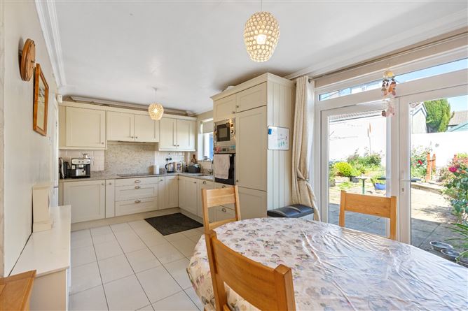 73 Oakton Park, Ballybrack, Co. Dublin