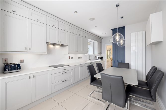 13 Knockcree, Glenamuck Road, Carrickmines, Dublin 18
