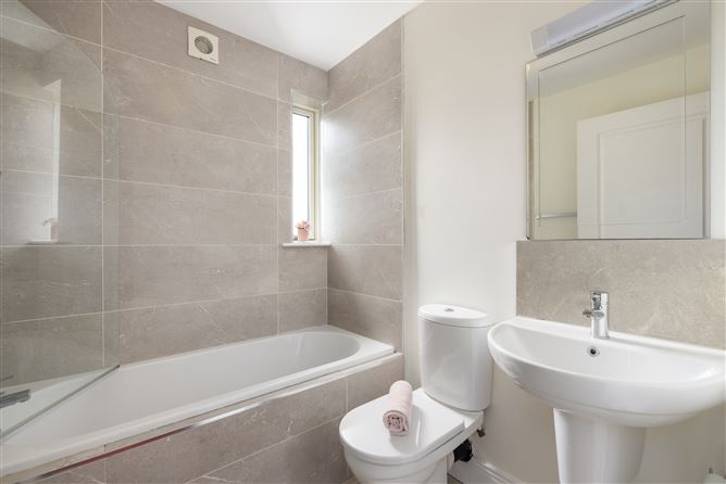 13 Knockcree, Glenamuck Road, Carrickmines, Dublin 18