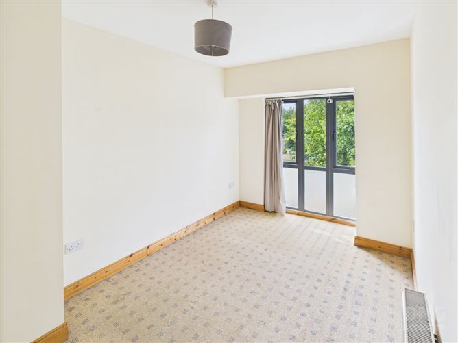 8 Colliers Brook, Tullamore, Co. Offaly