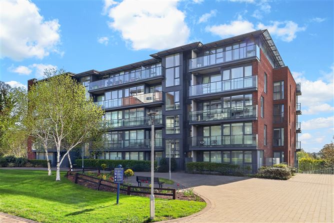 9 Larkspur Hall, Levmoss Park, The Gallops, Dublin 18, Dublin