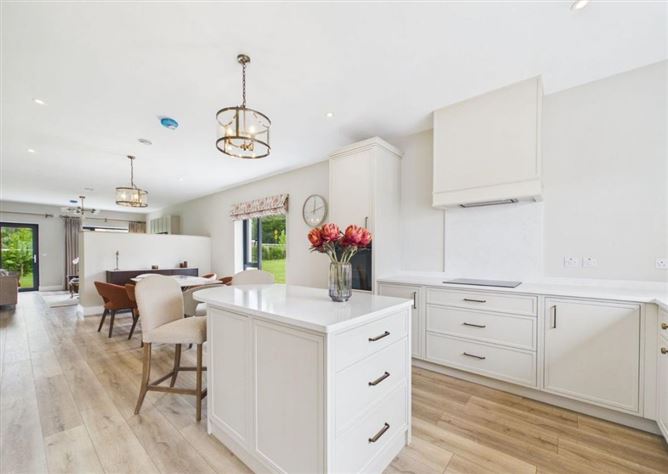 https://photos-a.propertyimages.ie/media/4/4/5/5010544/d254c861-60ef-4d26-b3e0-a1ee18831958_l.png