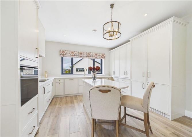 https://photos-a.propertyimages.ie/media/4/4/5/5010544/d254c861-60ef-4d26-b3e0-a1ee18831958_l.png