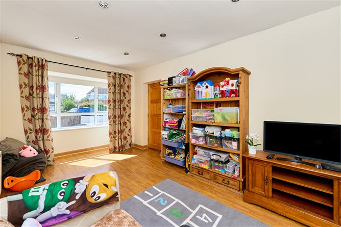Photo 8 of 31 — 11 Canterbrook, Trim Road, Navan, Meath