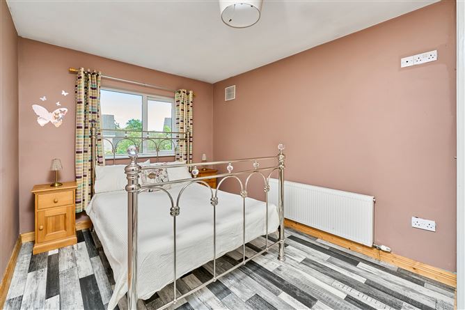 Photo 18 of 31 — 11 Canterbrook, Trim Road, Navan, Meath